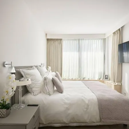 Apartamento Luxurious 2br4p With Terrace - First Croisette 202 Cannes